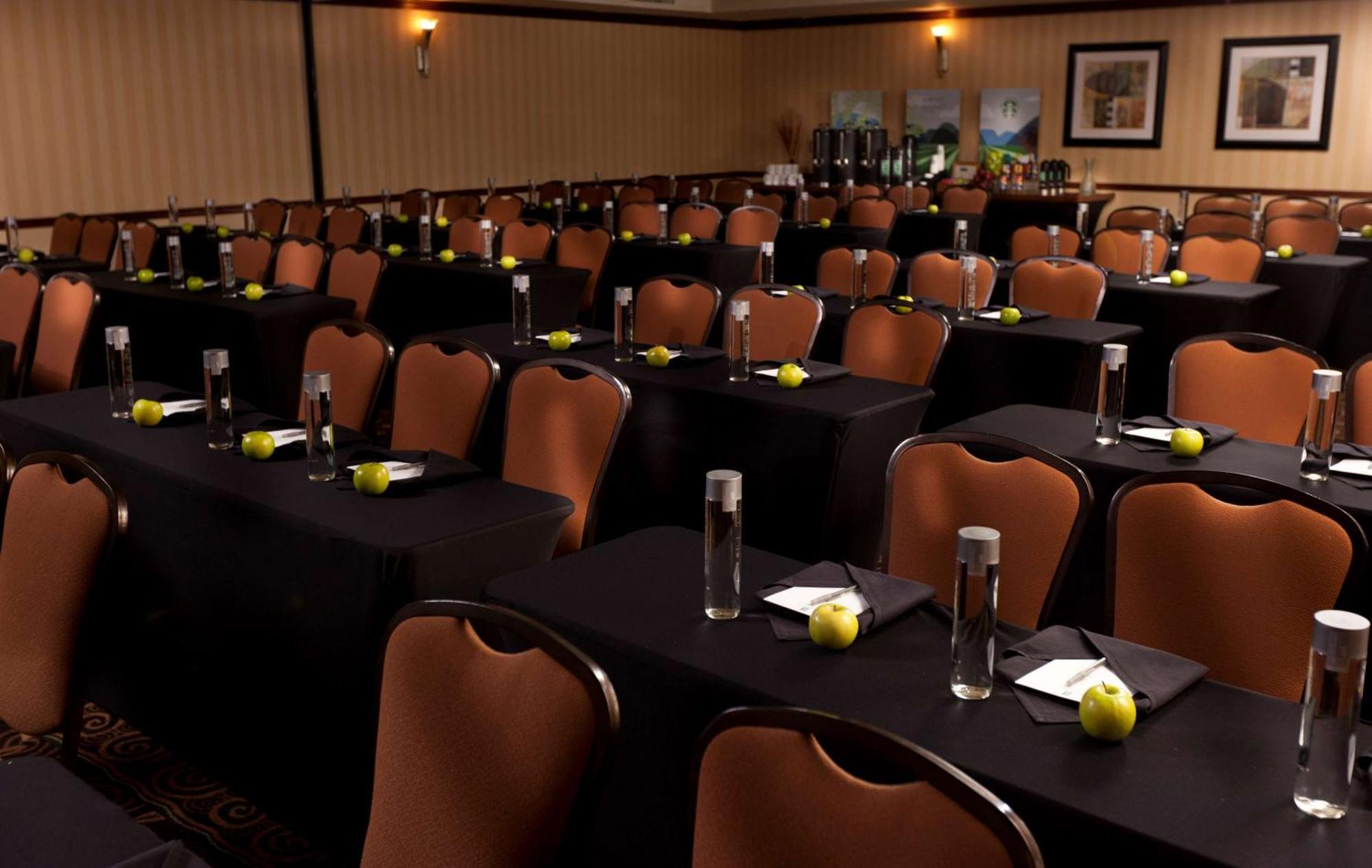 Embassy Suites Lubbock Esterno foto